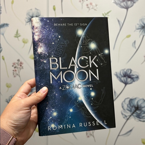 Zodiac Series Hardcover Books by Romina Russell - Picture 4 of 5